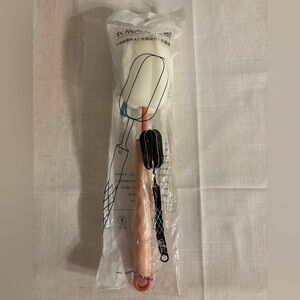 Cup brush with long handle